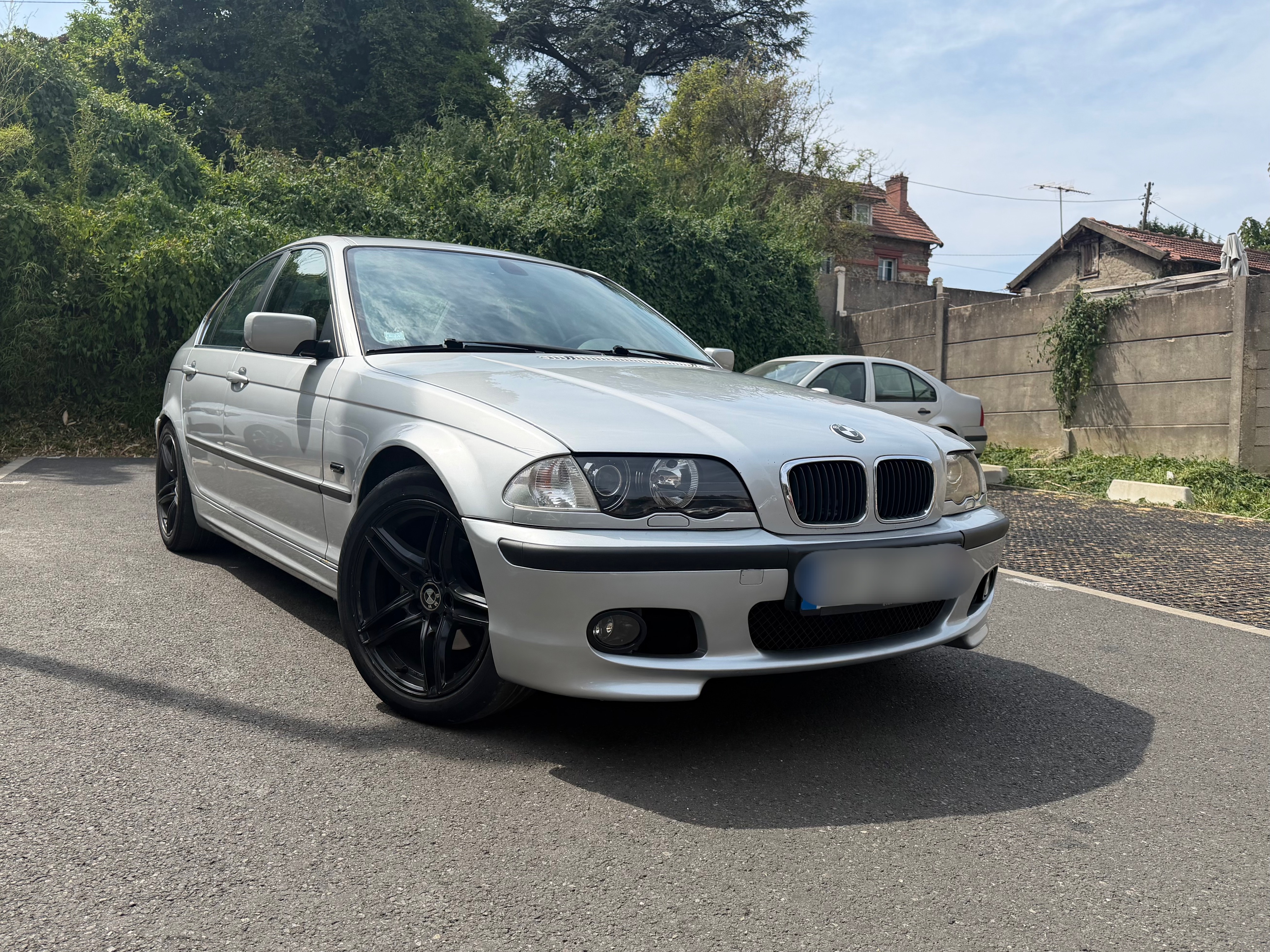 BMW SÉRIE 3 323i E46